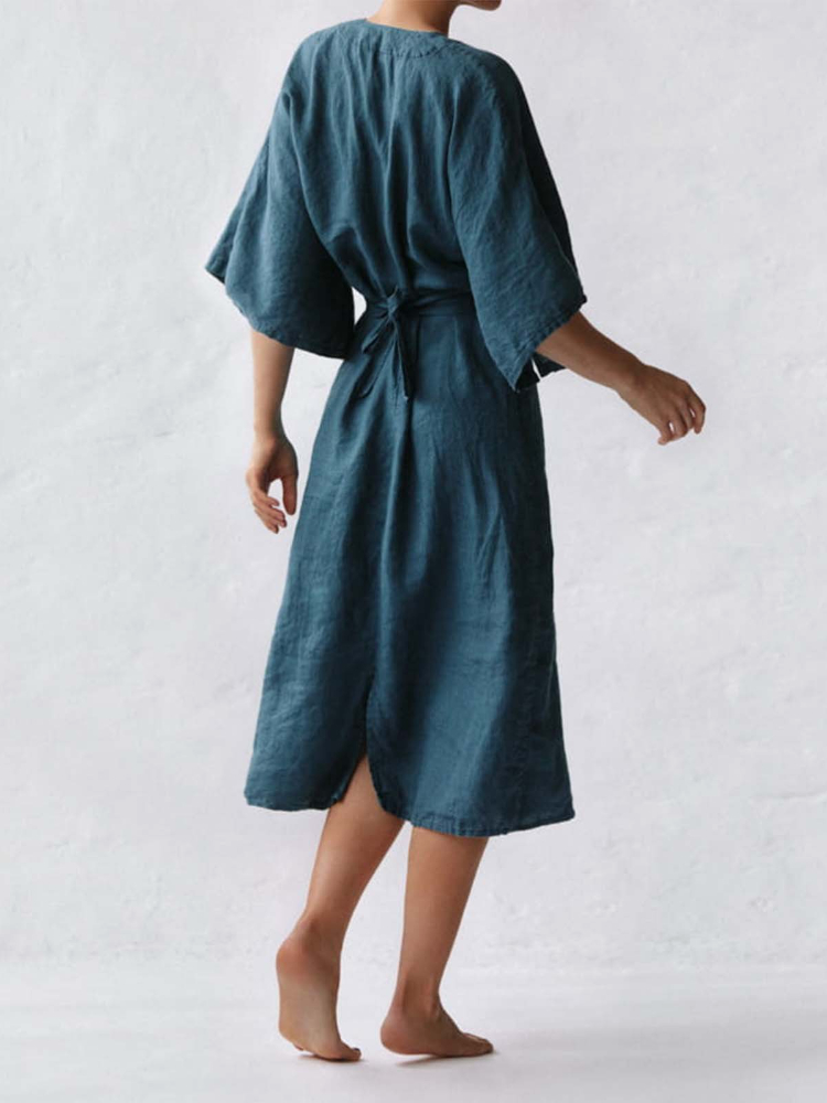 Elegant linen dress in ink blue – Lena
