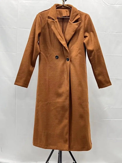 Long women's coat made of wool blend Aldea