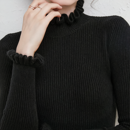 Elegant sweater with lace collar Anastasia