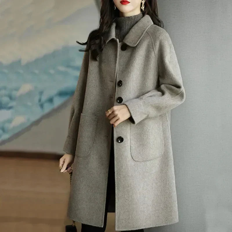 Elegant women's winter coat Hertha