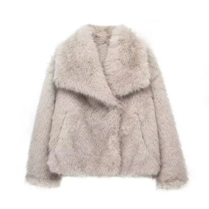 Fashionable fur jackets for women Griet