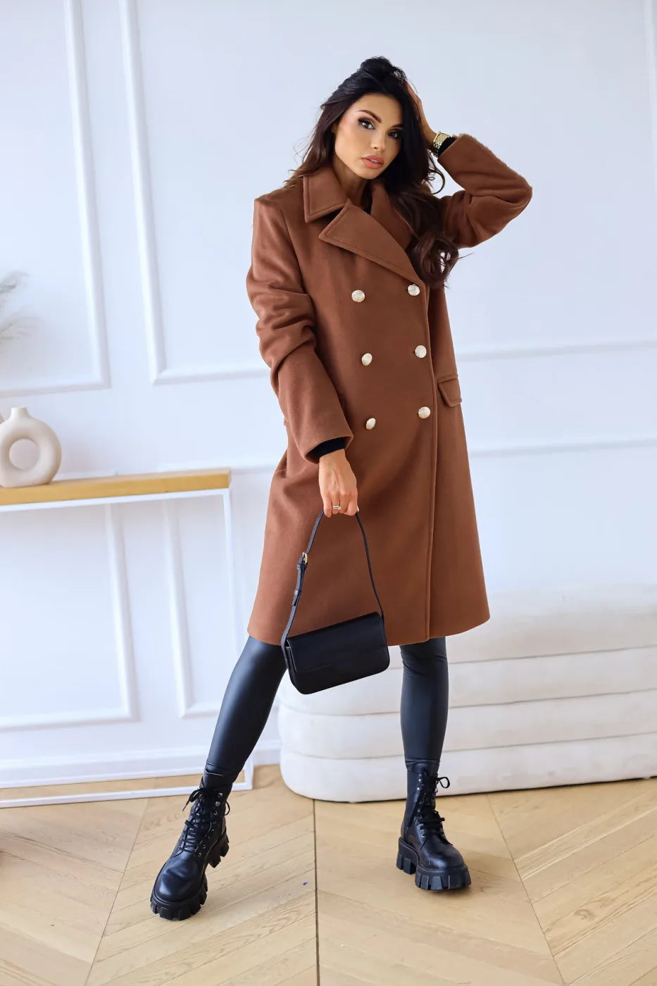 Elegant women's trench coat for winter Elbe